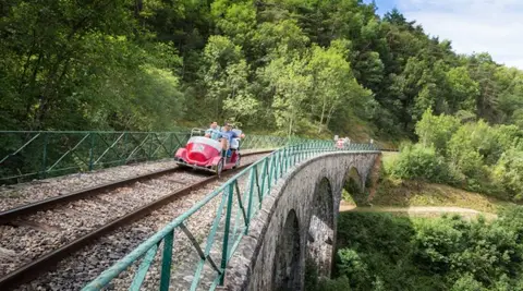 Camping Les Berges du Doux