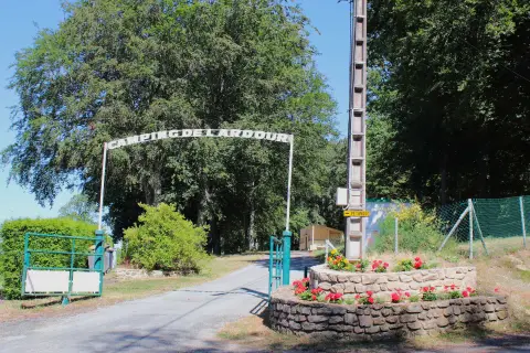 Aire naturelle de camping de l’Ardour