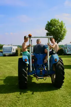 Kampeerboerderij De Boskeelen