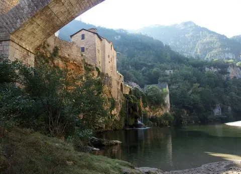 Aire naturelle de camping de Charbonnières
