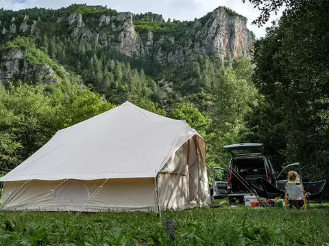 Aire naturelle de camping de Charbonnières