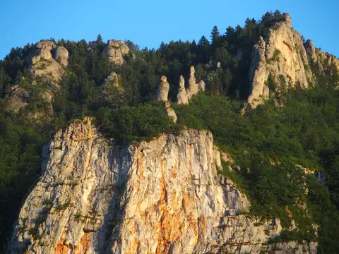 Aire naturelle de camping de Charbonnières