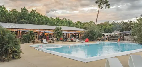 Camping Paradis des Pins