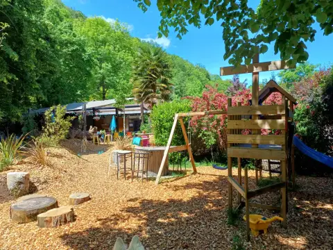 Camping La Rivière aux Papillons