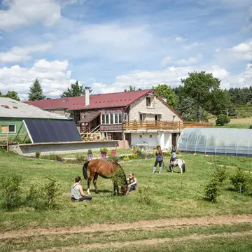 Ferme Equestre De Vovady