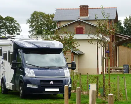 Aire de camping-car de la gare de Guiscriff
