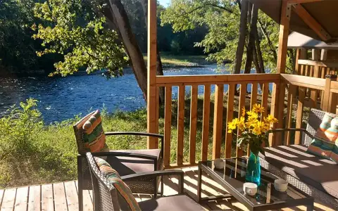 Camping Les Chalets sur Dordogne