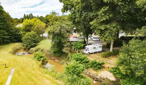 Camping-car Park Pouillon