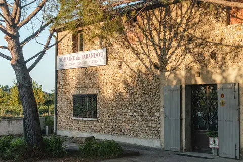 Aire de stationnement camping-cars Domaine le Parandou
