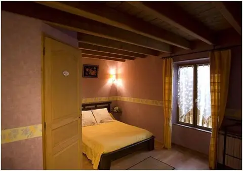 Aire de Camping-car de la Ferme de Lavaurette