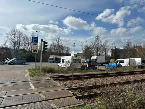 Stellplatz an der Stadtschleuse Halle