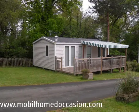 Camping du Domaine des Jonquilles