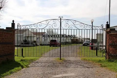Muswell Manor Holiday Park