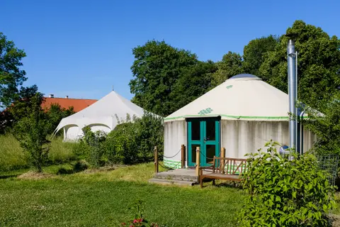Jurtcamp
