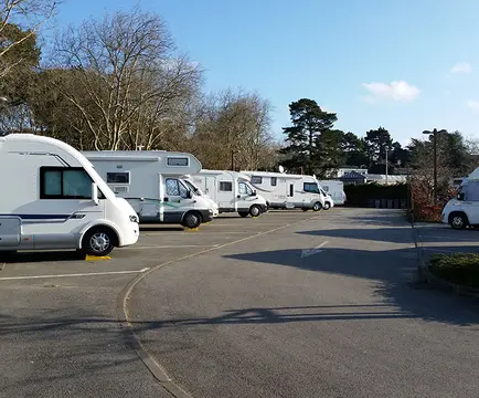 Camping Lascrouts