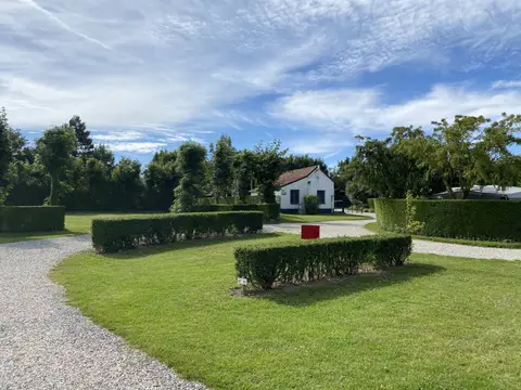 Les Épinettes