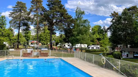 Terrain de camping naturiste Les Bogues