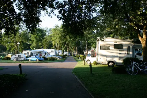 Camping Les Patures