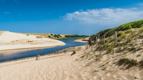 Camping Les Cigales Vagues océanes