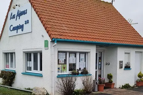 Les Ajoncs