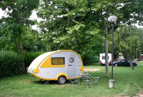Les Clorinthes Camping Club