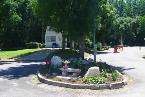 Camping Val de Flux