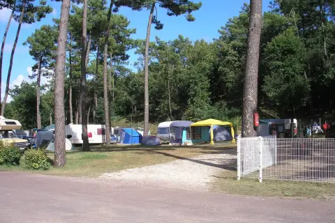 Camping Les Ombrages