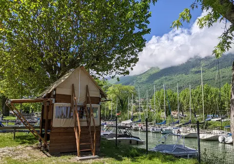 Camping de l'Île aux Cygnes