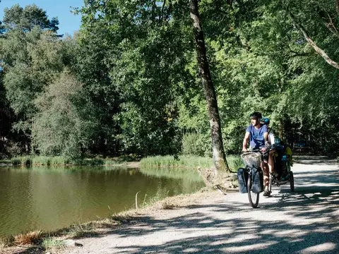 Camping Huttopia Lac de Sillé