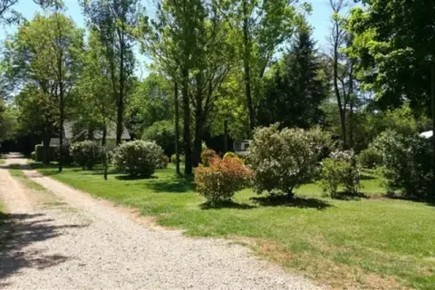 Camping Au Tour de l'Aveyron