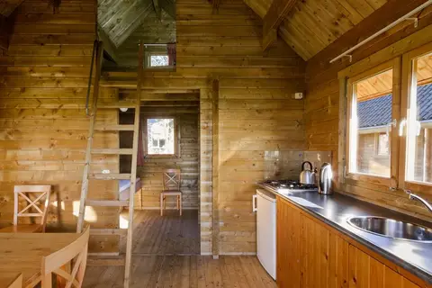 Het Wisbroek ( groepsaccomodatie en boerderijcamping )