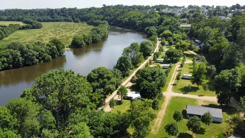 Les Rives de Mayenne