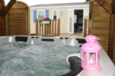 Camping Au Bord de l'Aisne