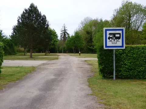 Aire de camping-car de Broglie