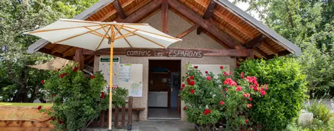 Les Esparons