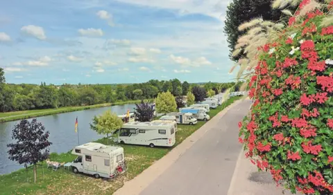 Camping-car Park Charmes