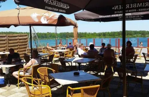 Camping De Binnenvaart