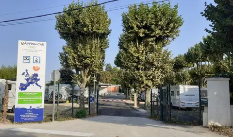Aire de camping-car de Cadillac-sur-Garonne