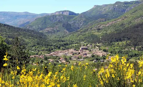 Le village