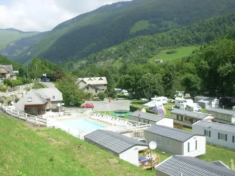 Camping l'Orée des Monts