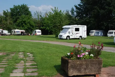 Tanpits Cider Farm Caravan & Camping Park