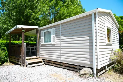 Camping des Grottes