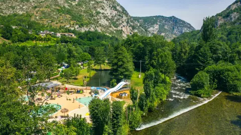 Camping des Grottes