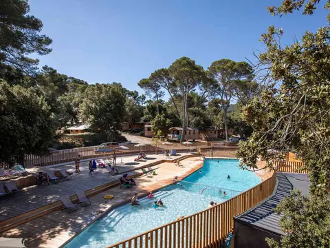 Camping Huttopia Forêt de Janas