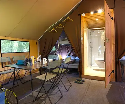 Camping Huttopia Forêt de Janas