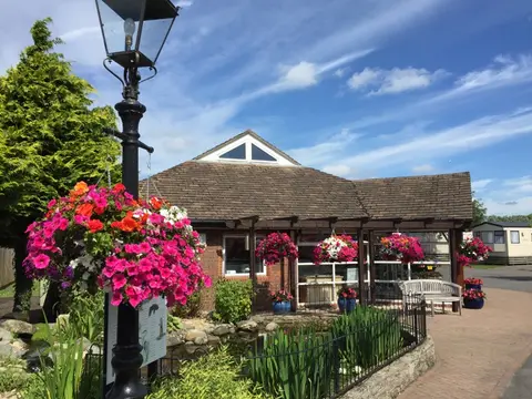 Grove Farm Meadow Holiday and Touring Park