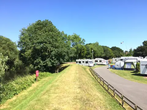 Grove Farm Meadow Holiday and Touring Park