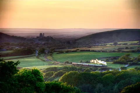 Downshay Caravan and Camping