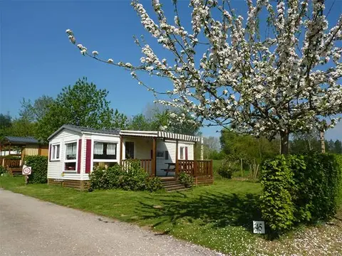 Camping Pommiers des Trois Pays ****