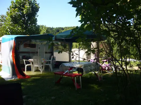 Camping Le Domaine Du Marais - Auvergne